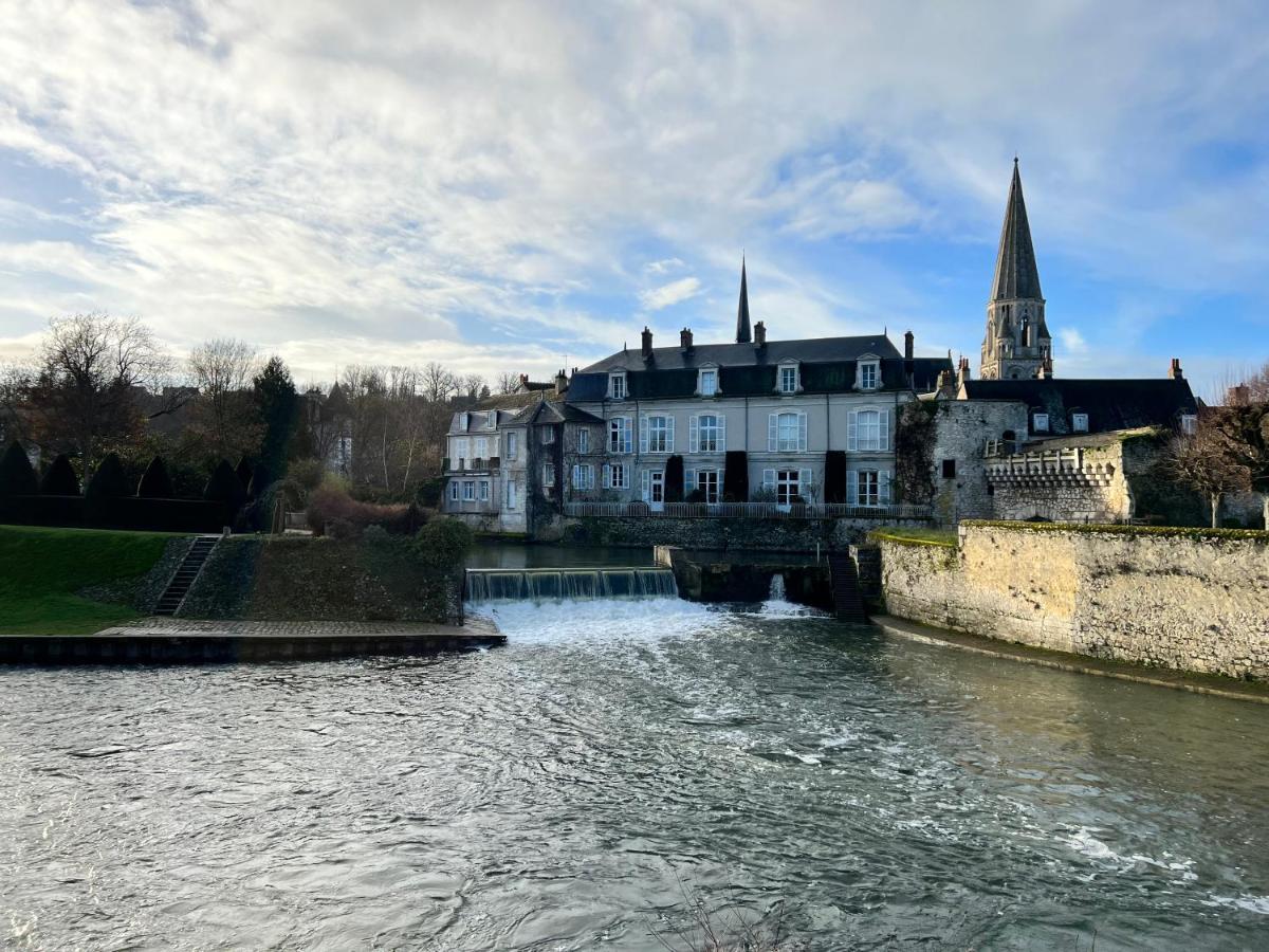 La Petite Venise Du Loir Lägenhet Vendôme Exteriör bild